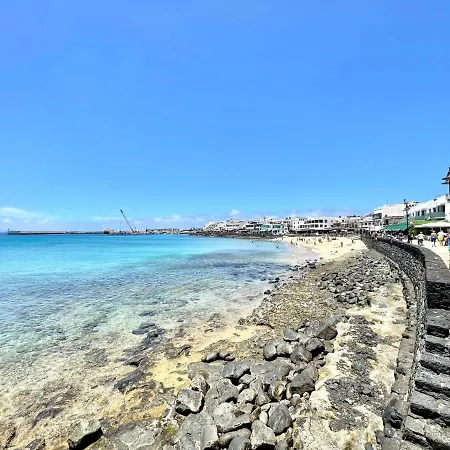 With Direct Access In Playa Puerto Del Carmen شقة