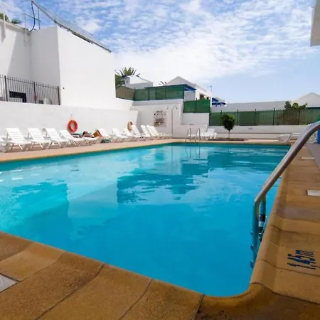 With Direct Access In Playa Puerto Del Carmen Apartment *